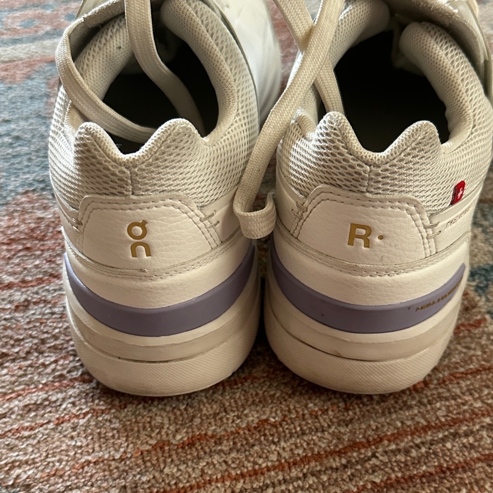 On Running THE ROGER CloudTec Cream Women’s Sneakers - Picture 3 of 4